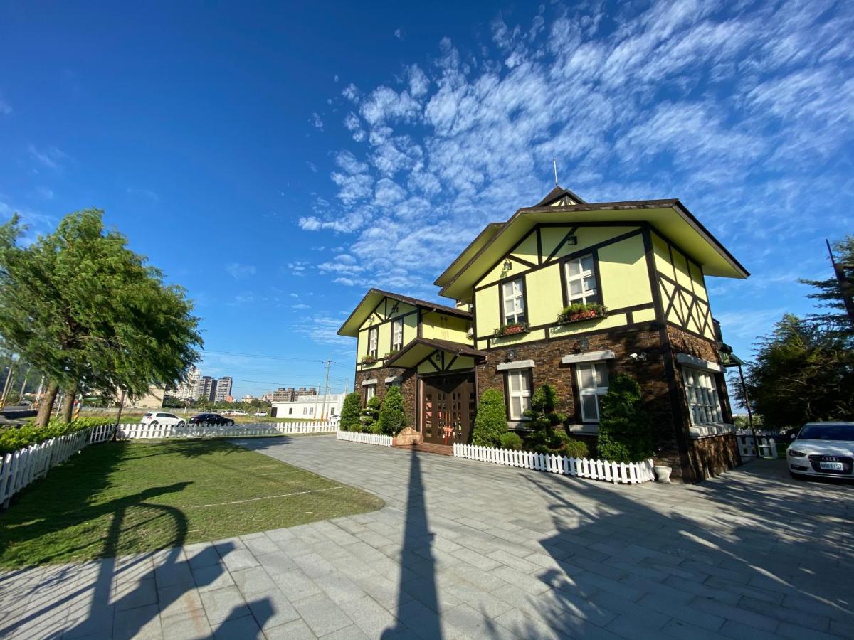 Luxembourg Hills Homestay Jiaoxi Exteriör bild