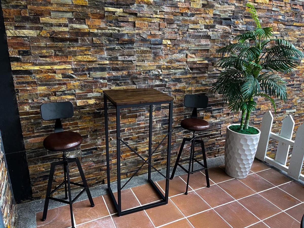 Luxembourg Hills Homestay Jiaoxi Exteriör bild