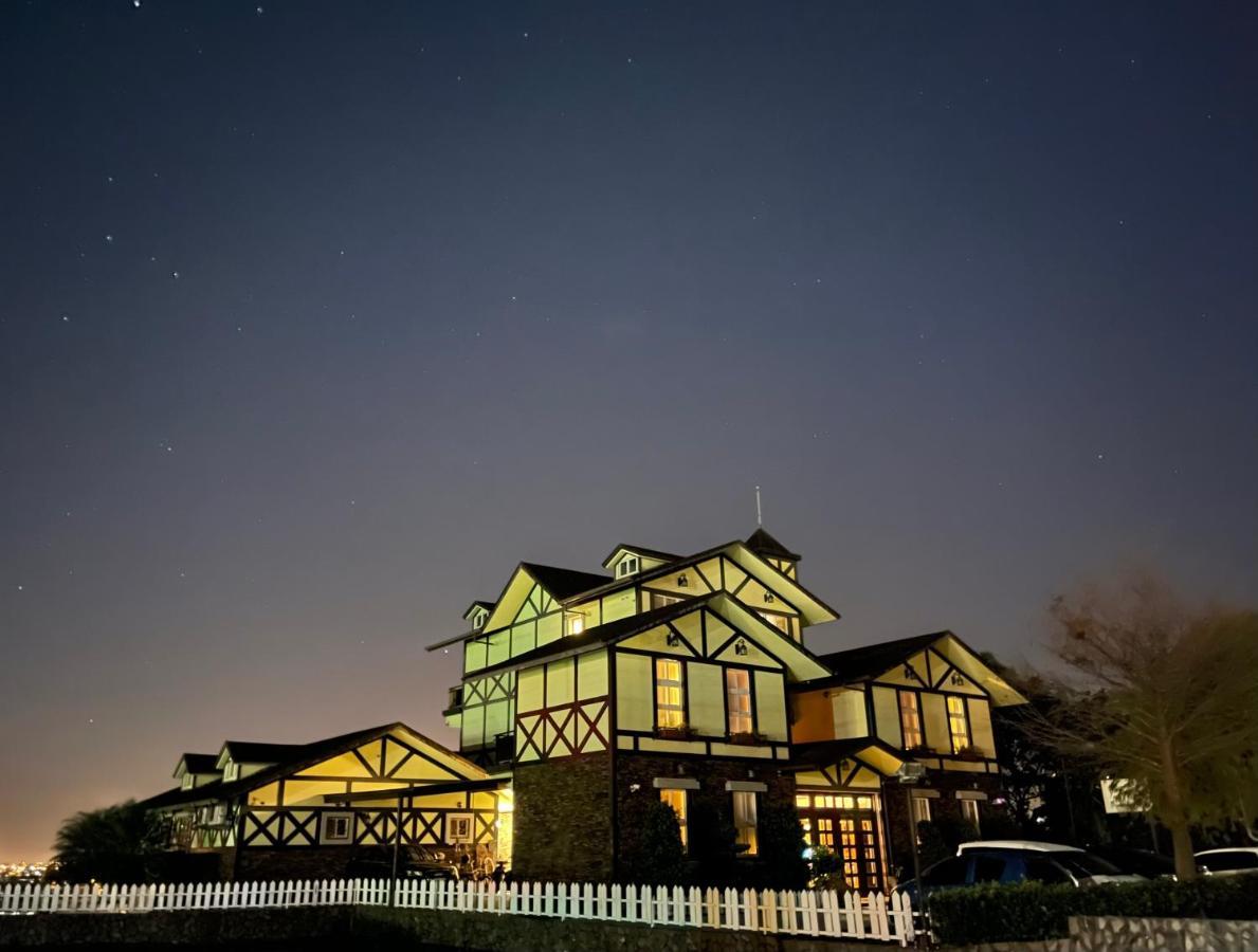 Luxembourg Hills Homestay Jiaoxi Exteriör bild